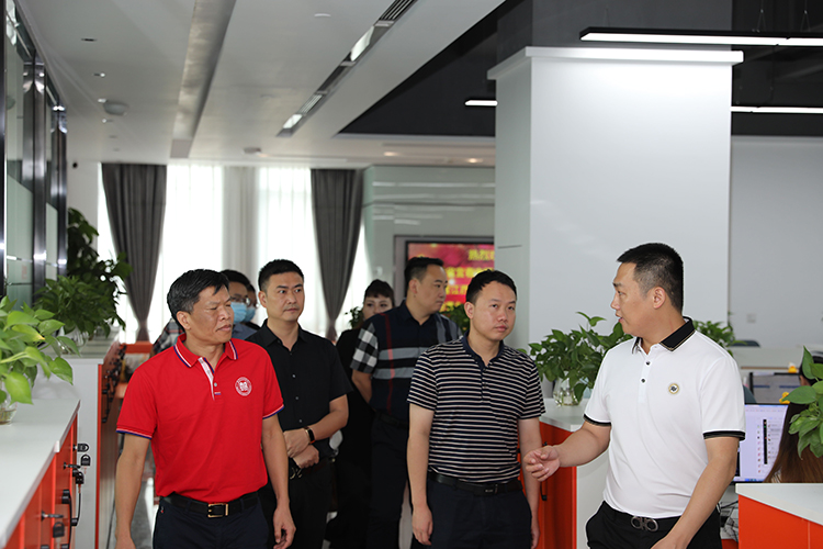 乐玩体育在线（中国）人力集团