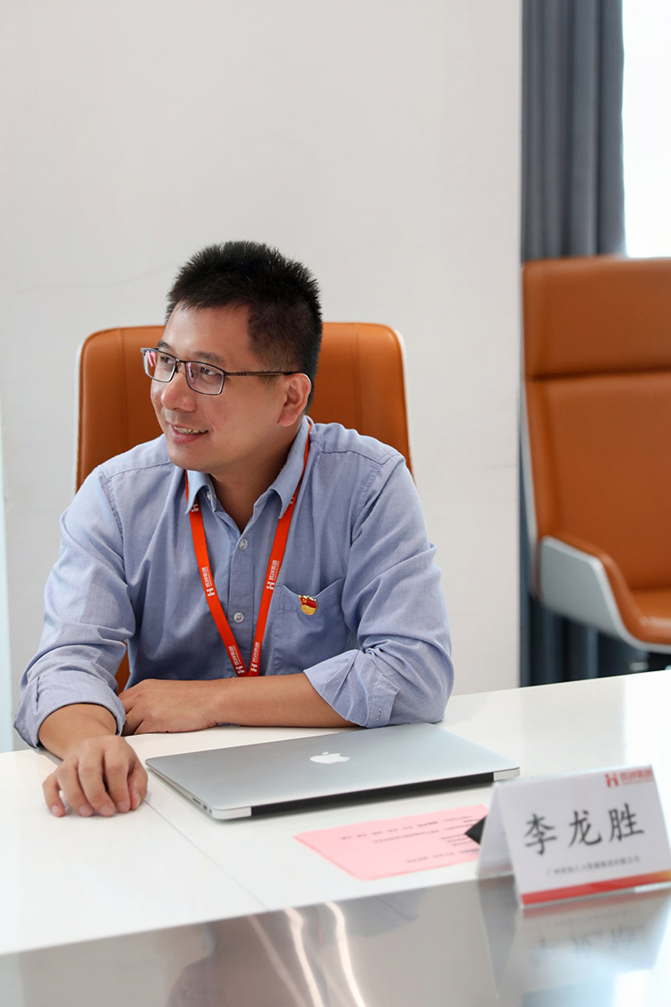 乐玩体育在线（中国）党支部
