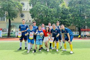 “足”够精彩！乐玩体育在线（中国）集团“足”梦大龙街首届五人制男子公益足球赛